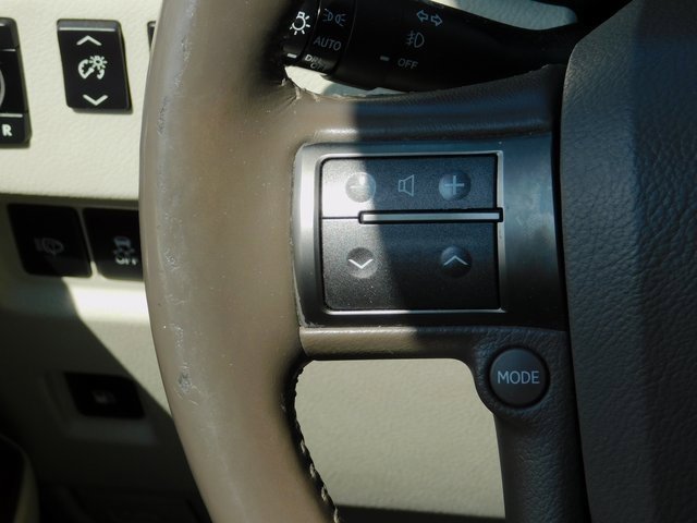 Used 2013 Lexus GX 460 Premium image 16