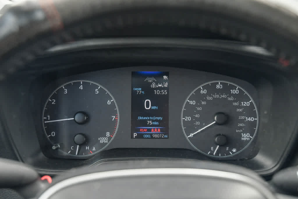 Used 2023 Toyota Corolla SE w/ SE Premium Package FWD image 23