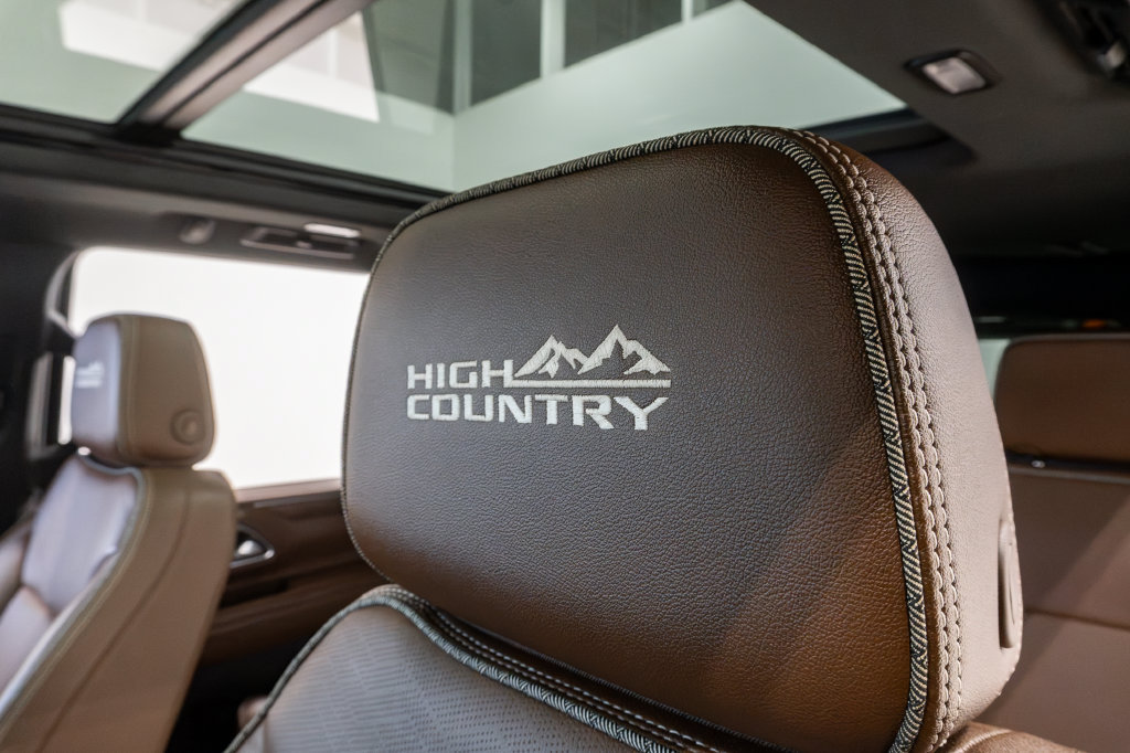Used 2021 Chevrolet Tahoe High Country AWD/4WD image 12