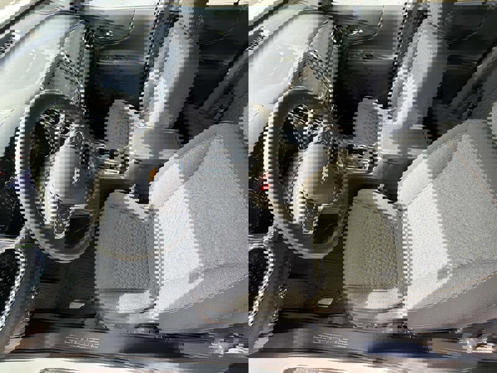 Certified 2023 Chevrolet Equinox LT image 3