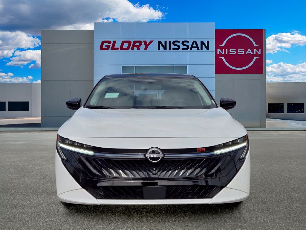 New 2027 Nissan Sentra SR w/ Floor Mat Package FWD image 2