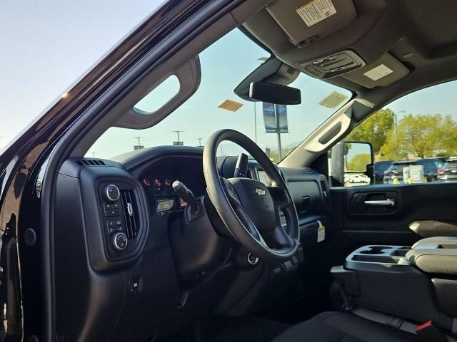 New 2026 Chevrolet Silverado 2500 Custom w/ Custom Value Package AWD/4WD image 10