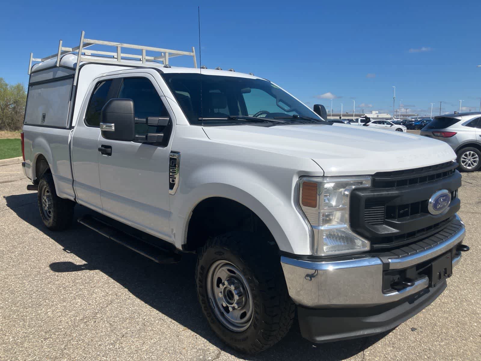 Used 2020 Ford F250 XL w/ Power Equipment Group AWD/4WD image 3