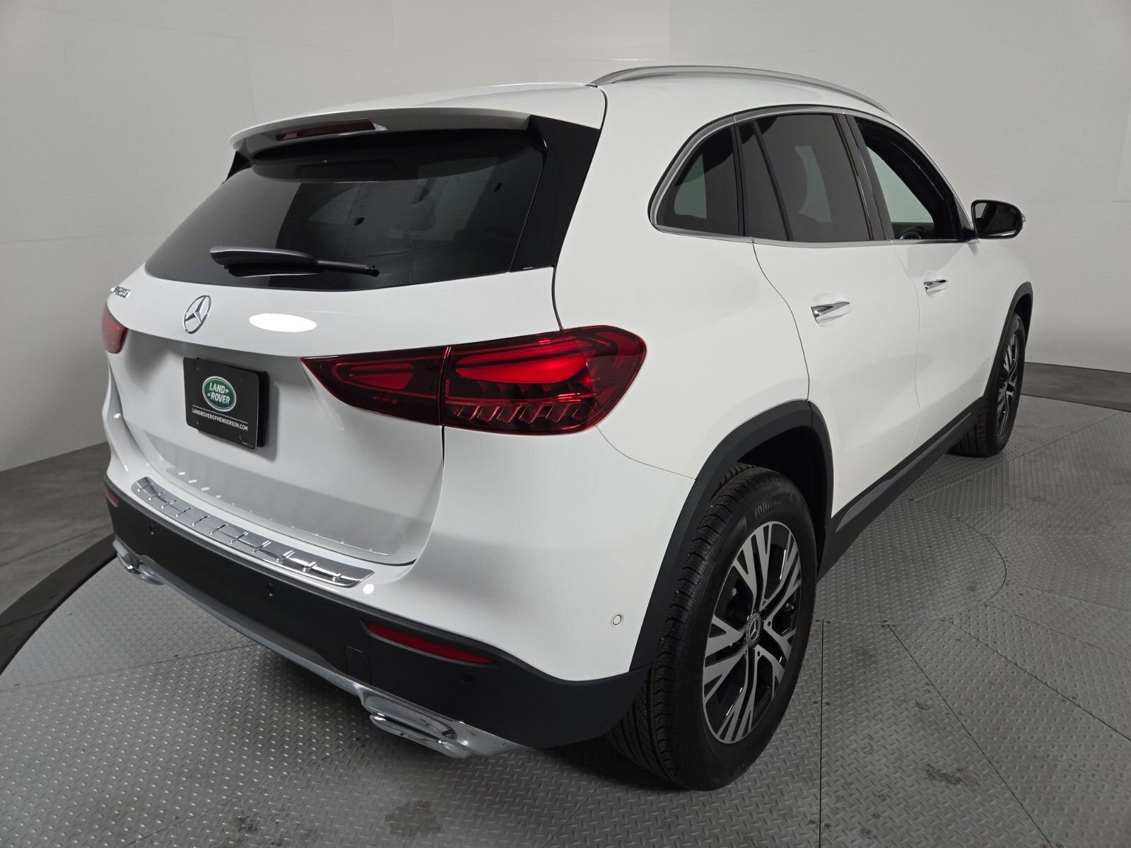 Used 2025 Mercedes-Benz GLA 250 GLA 250 image 2