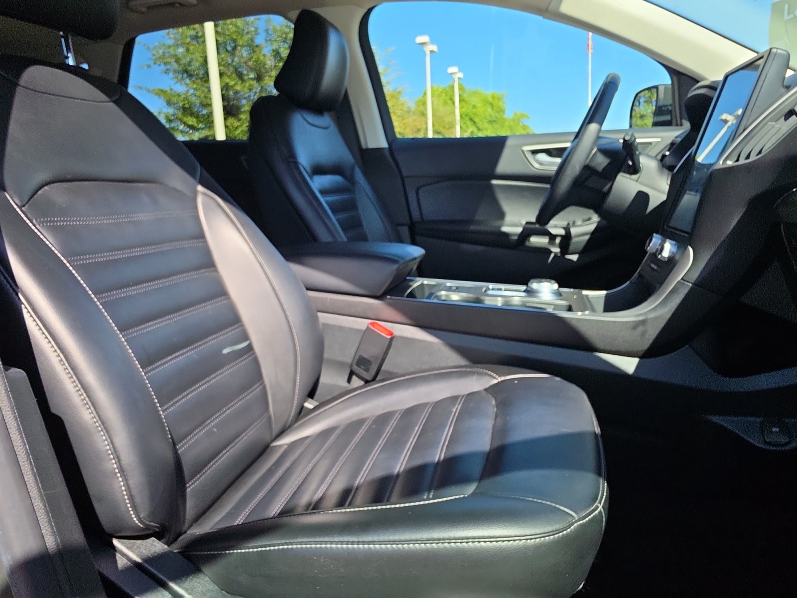 Used 2022 Ford Edge SEL AWD/4WD image 31