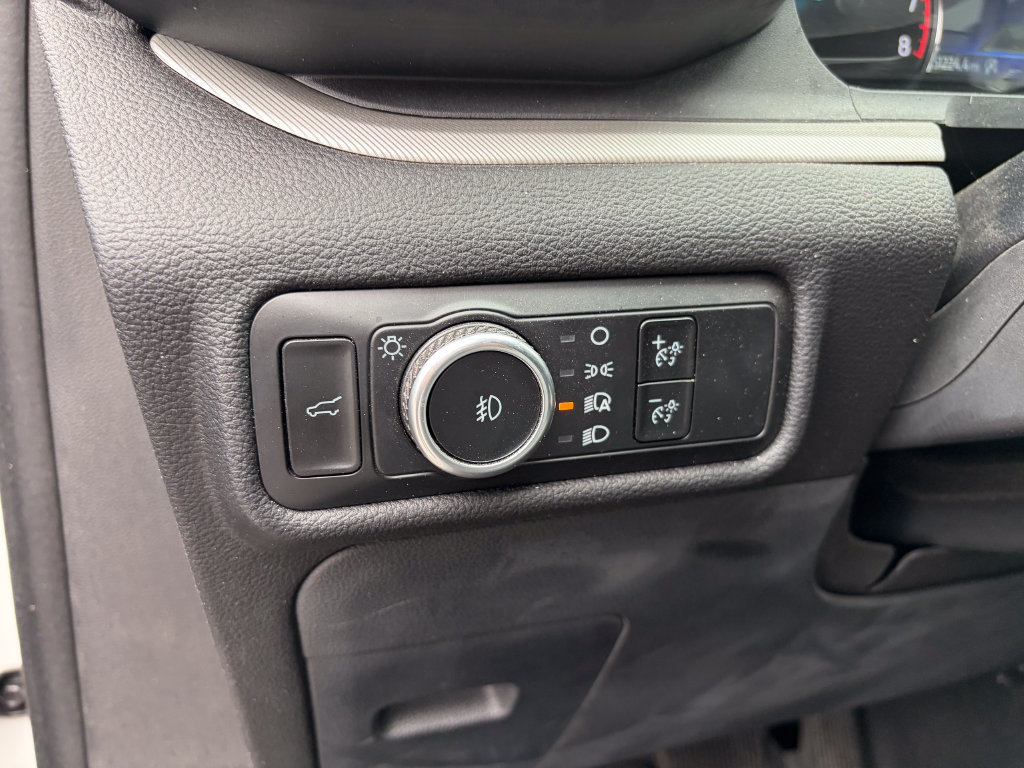 Certified 2023 Ford Explorer XLT w/ Equipment Group 202A AWD/4WD image 10