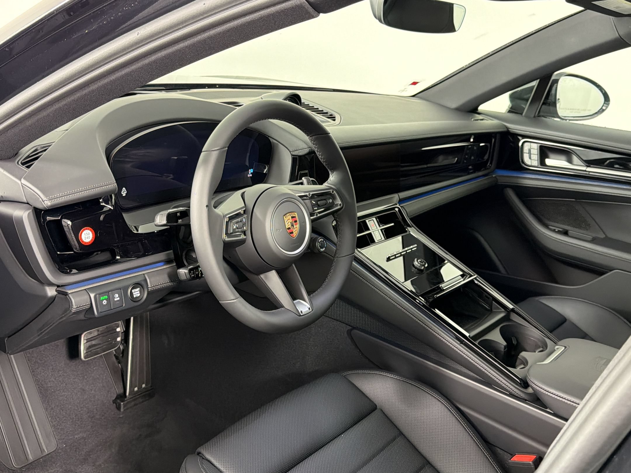 New 2026 Porsche Panamera 4 AWD/4WD image 4