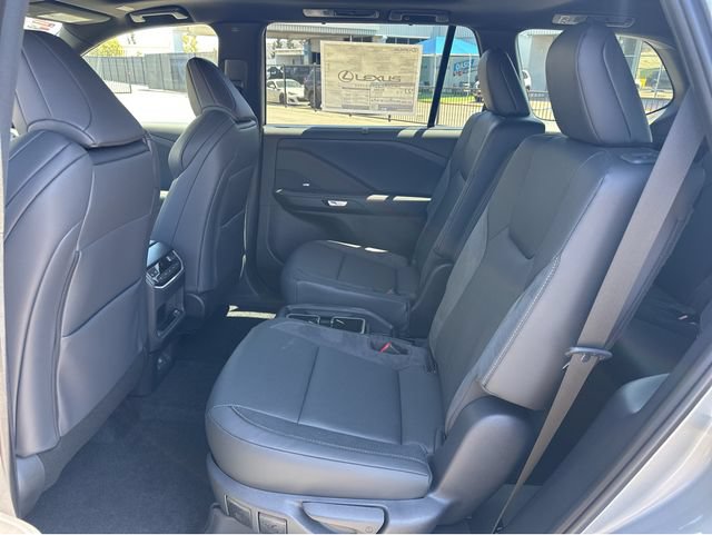New 2026 Lexus TX 500h AWD image 8