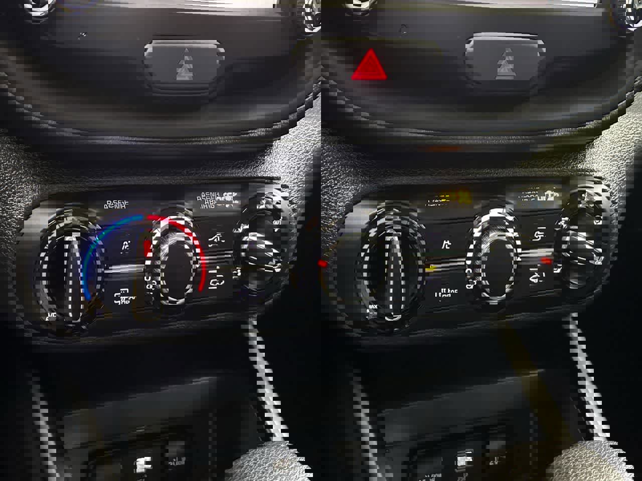 Used 2024 Kia Soul LX w/ Option Group 015 image 22