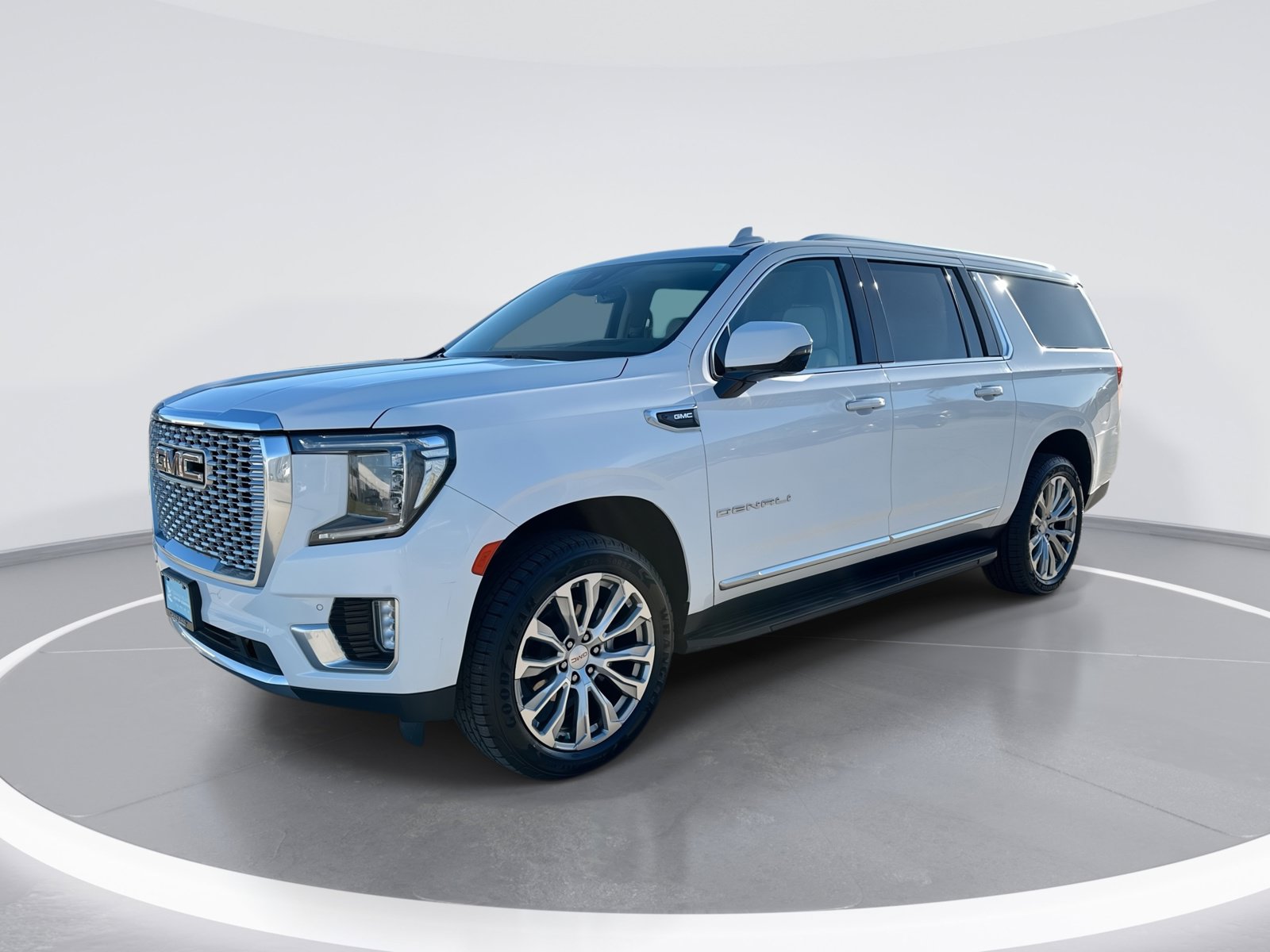 Used 2023 GMC Yukon XL Denali w/ Max Trailering Package