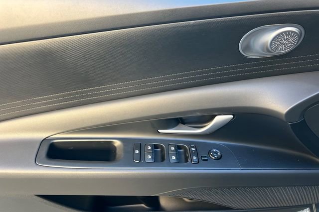 New 2026 Hyundai Elantra Blue image 11