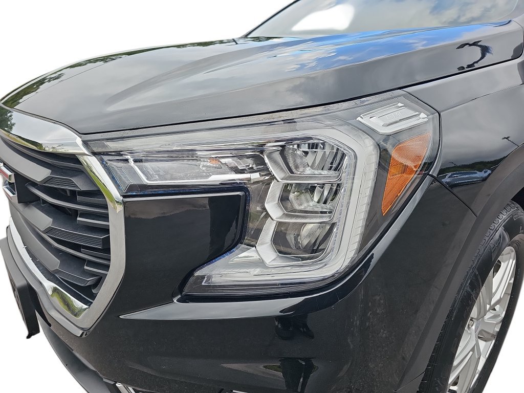 Used 2022 GMC Terrain SLE w/ Driver Convenience Package FWD image 31