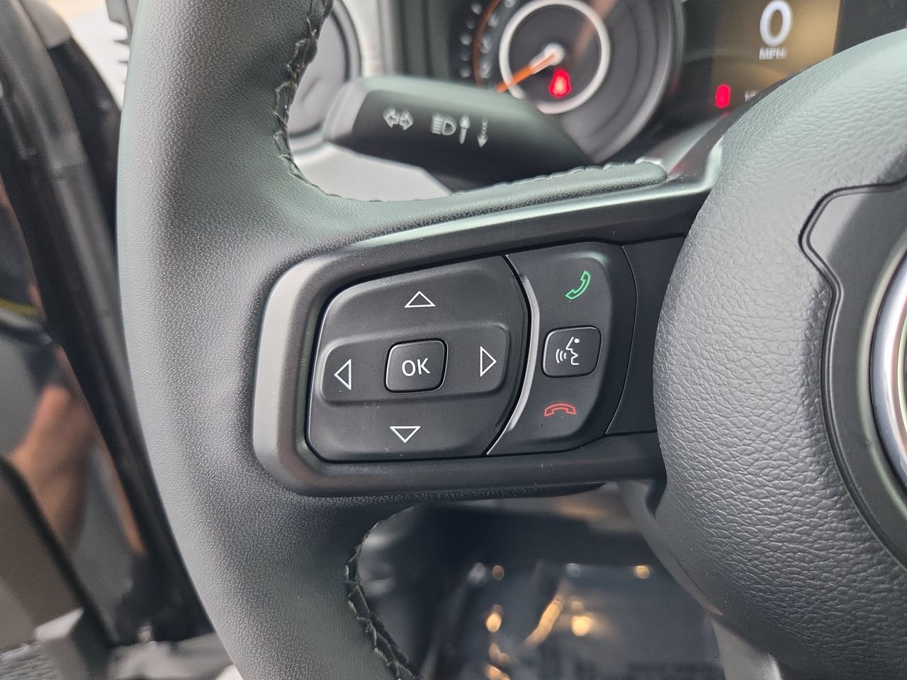 Used 2025 Jeep Wrangler Unlimited Sport AWD/4WD image 28