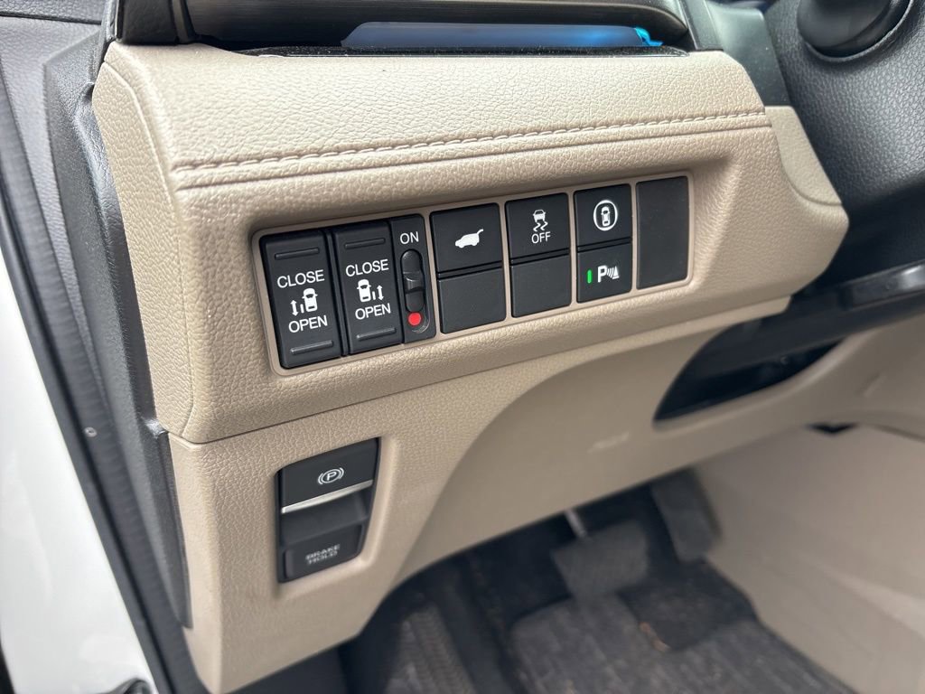 Used 2023 Honda Odyssey Touring image 20
