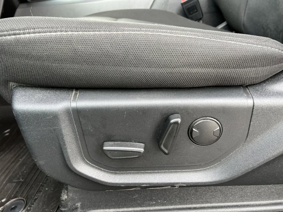 Certified 2019 Ford F150 XLT w/ Equipment Group 302A Luxury image 13