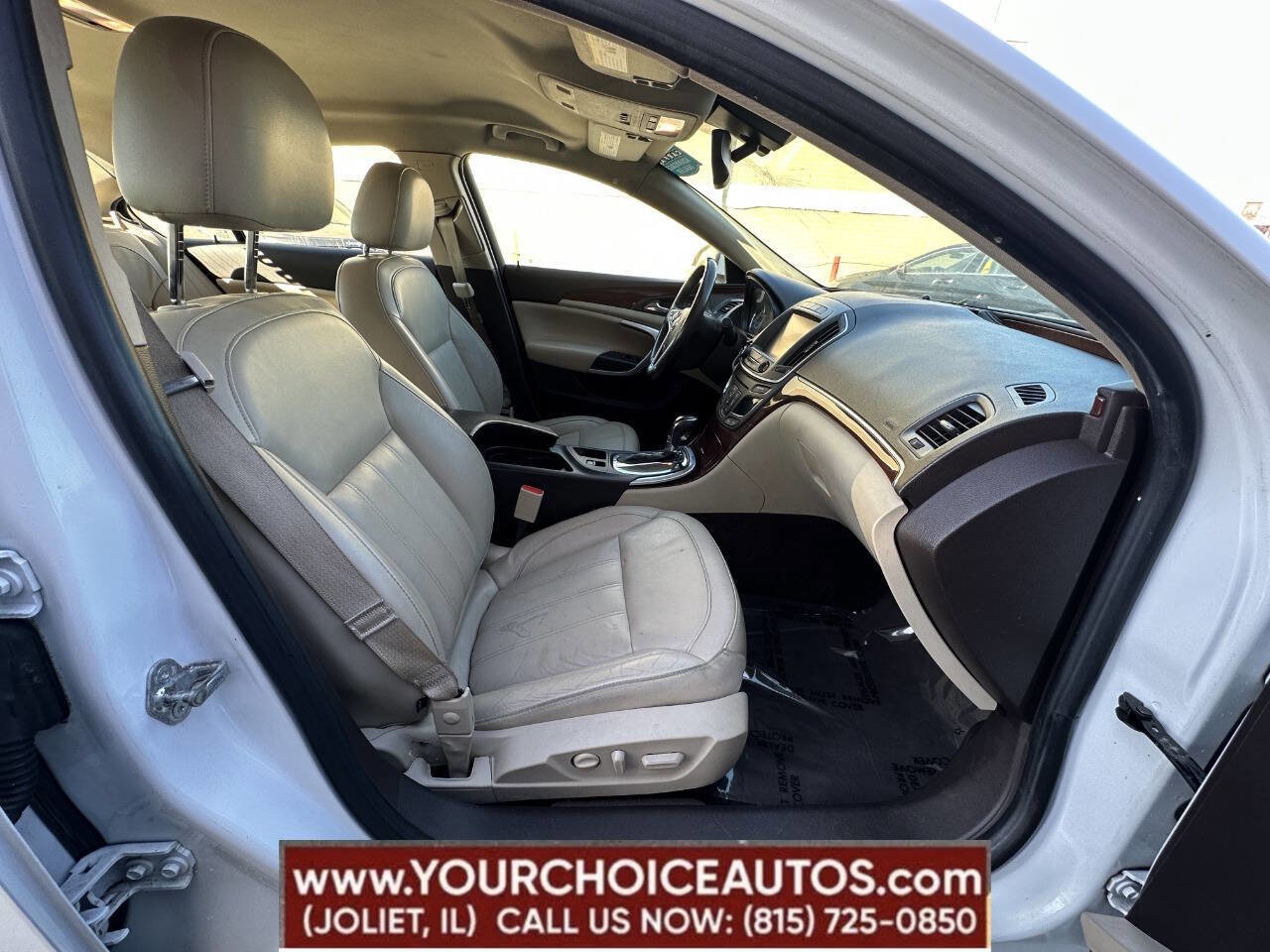 Used 2016 Buick Regal Premium image 23