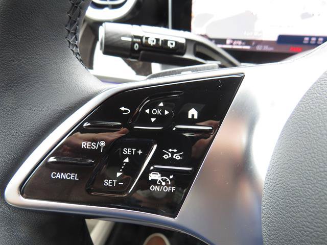 Used 2026 Mercedes-Benz GLC 300 4MATIC image 11