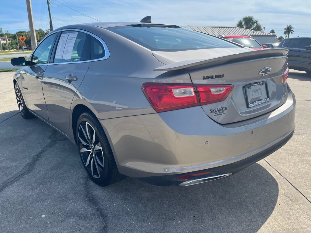 Used 2024 Chevrolet Malibu RS FWD image 5
