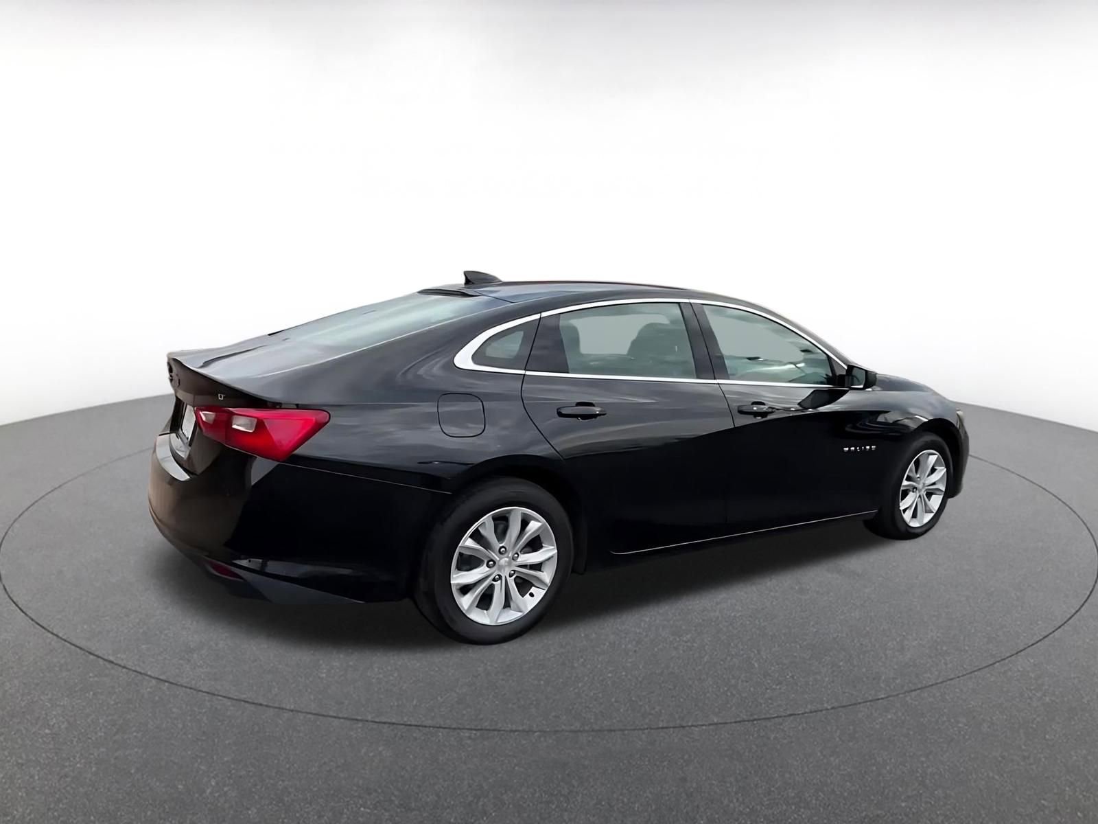 Used 2023 Chevrolet Malibu LT image 15