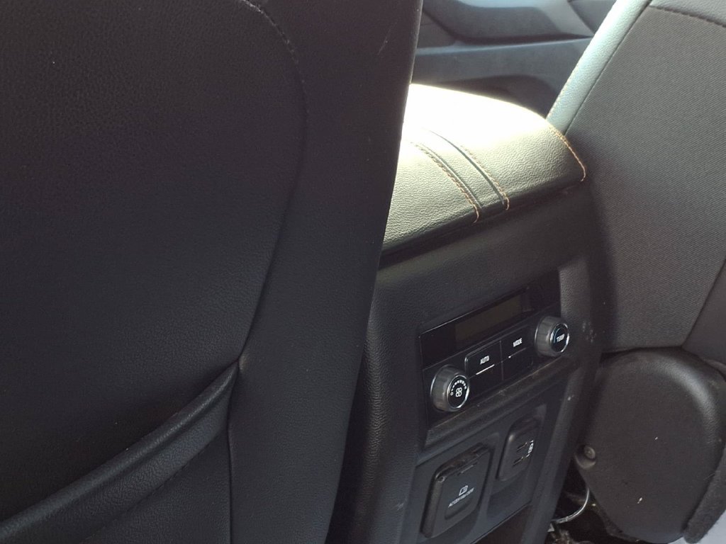 Used 2019 Chevrolet Traverse LT w/ LT Premium Package FWD image 31