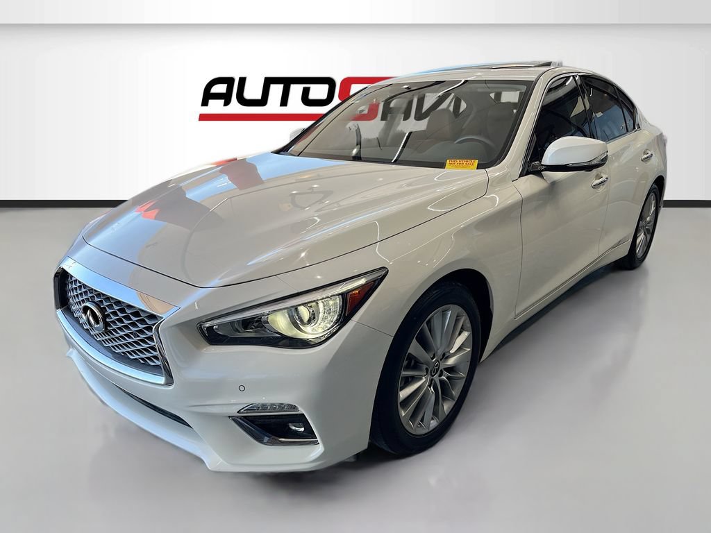 Used 2024 INFINITI Q50 Luxe w/ Cargo Package RWD image 3