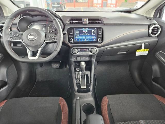 New 2025 Nissan Versa SR w/ Trunk Package image 11