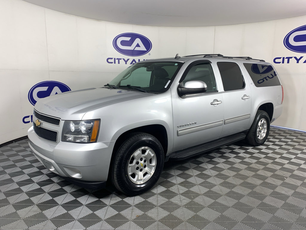 Used 2013 Chevrolet Suburban LT image 7