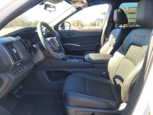 New 2026 Nissan Pathfinder Rock Creek w/ Rock Creek Premium Package AWD/4WD image 6