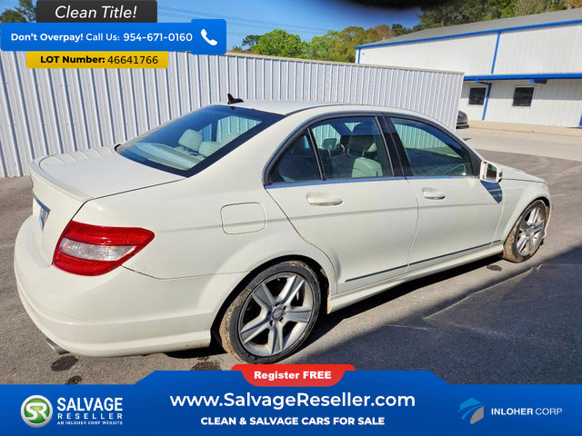 Used 2011 Mercedes-Benz C 300 Sedan image 4