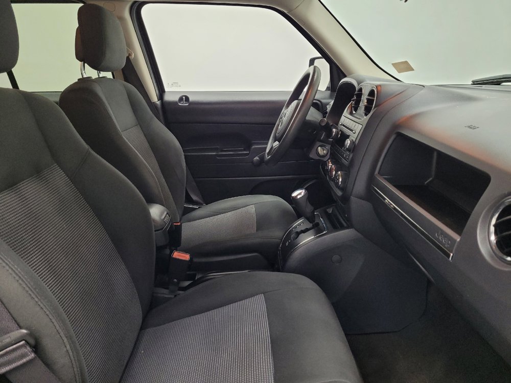 Used 2015 Jeep Patriot Sport FWD image 21