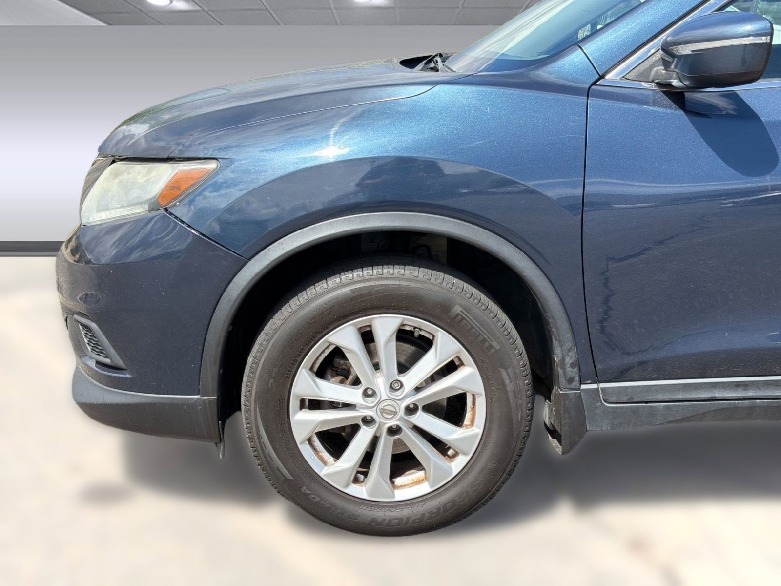 Used 2015 Nissan Rogue SV image 12