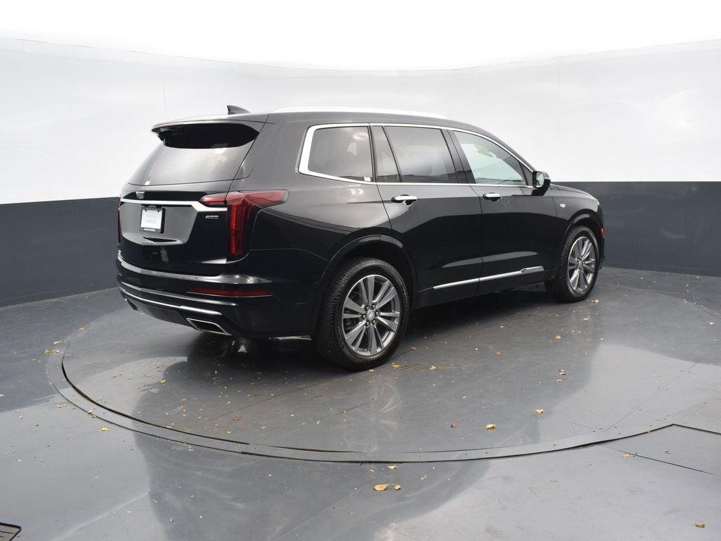 Used 2022 Cadillac XT6 Premium Luxury w/ Technology Package image 6