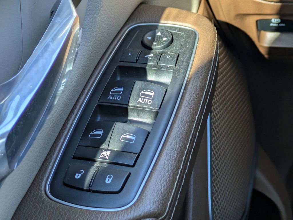 Used 2020 RAM 1500 Laramie image 24