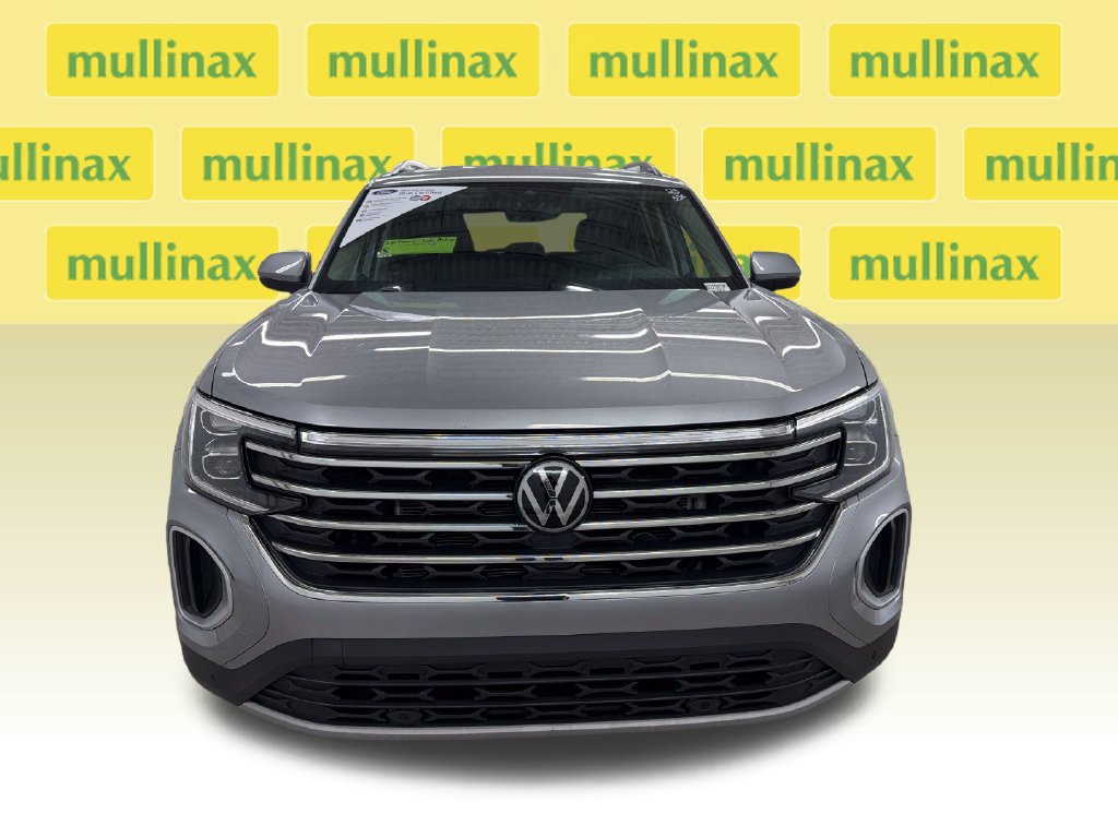 Used 2025 Volkswagen Atlas SE FWD image 14