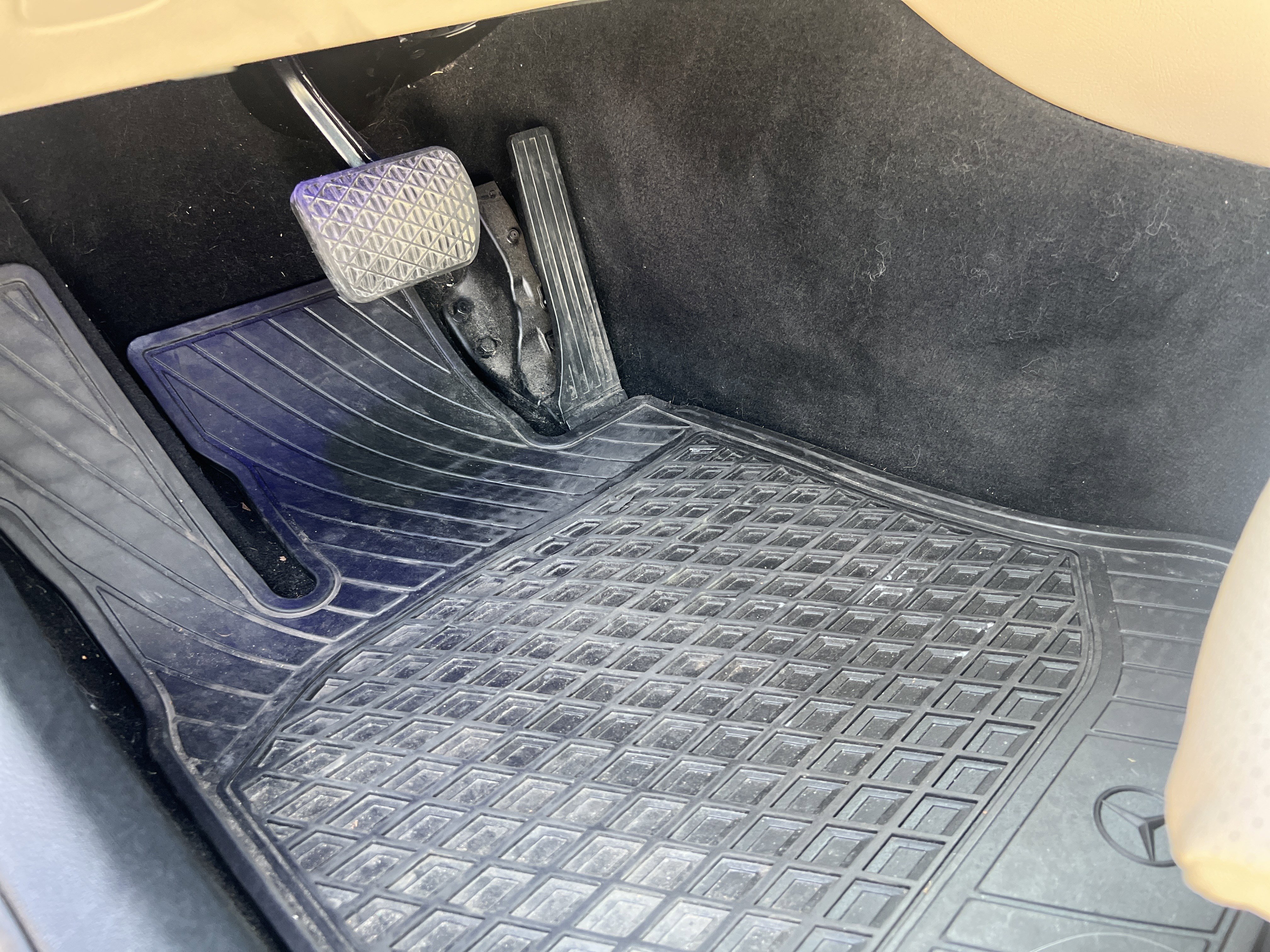 Certified 2021 Mercedes-Benz C 300 4MATIC Sedan image 17