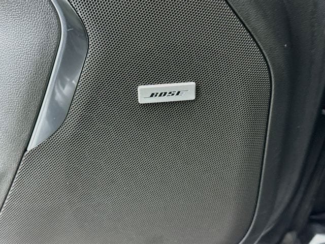 Used 2024 GMC Yukon SLT w/ SLT Luxury Package AWD/4WD image 20