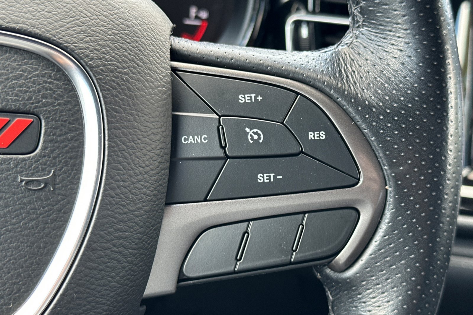 Used 2024 Dodge Durango SXT AWD/4WD image 28