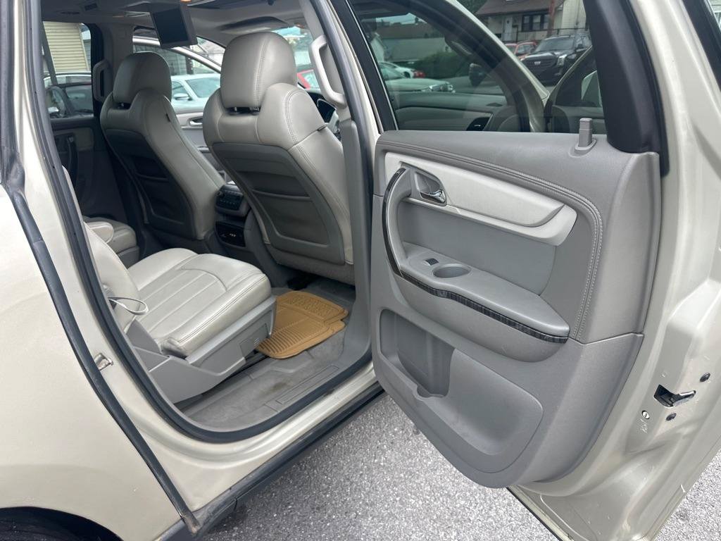 Used 2013 Chevrolet Traverse LTZ AWD/4WD image 30