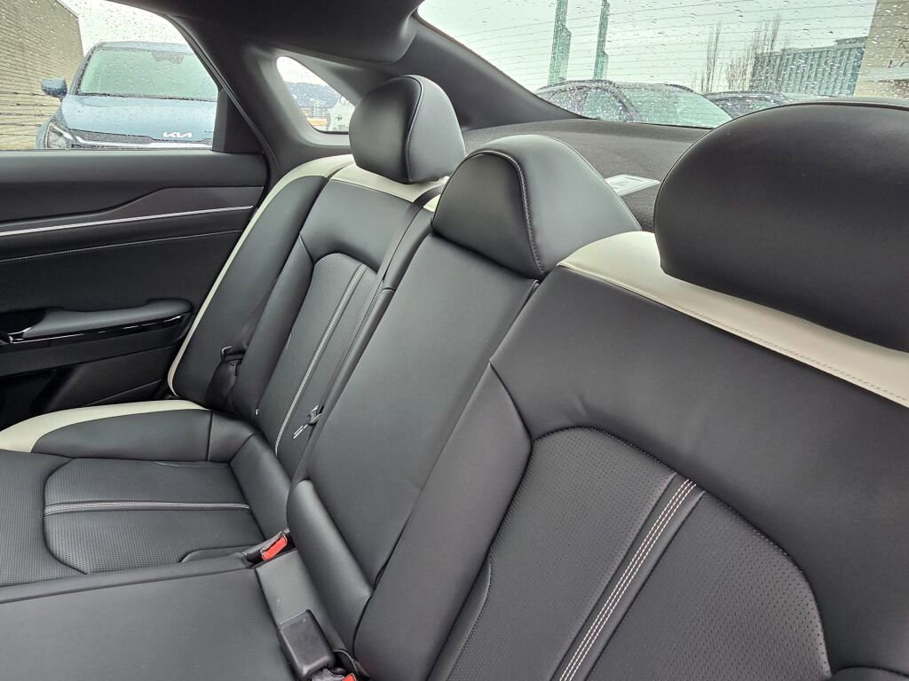 Used 2025 Kia K5 GT-Line image 19