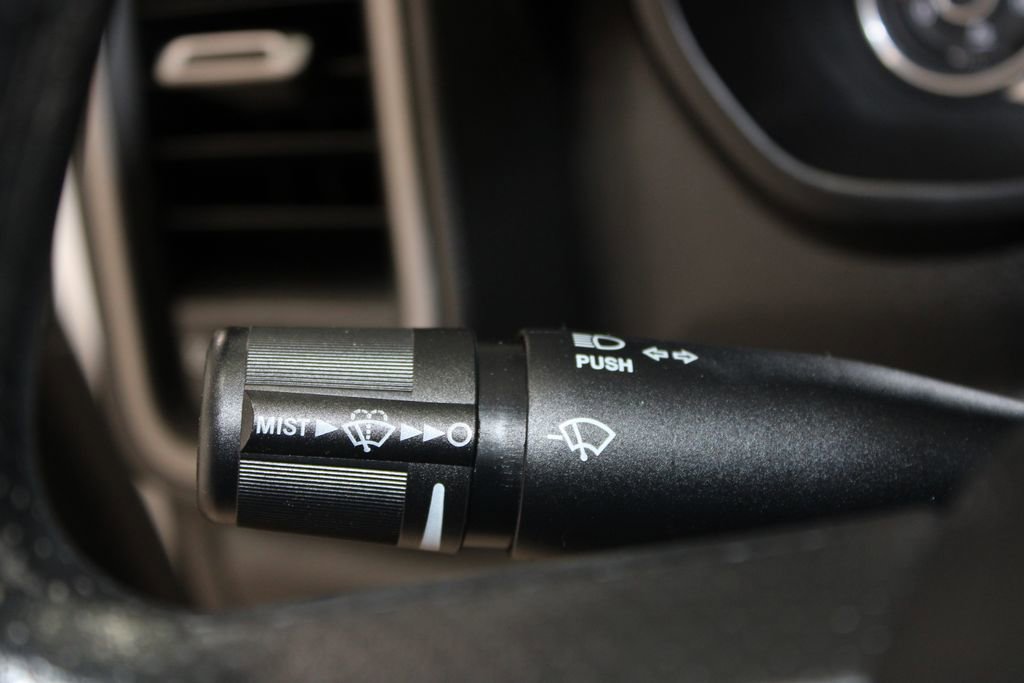 Used 2024 RAM 2500 Tradesman w/ Chrome Appearance Group image 27