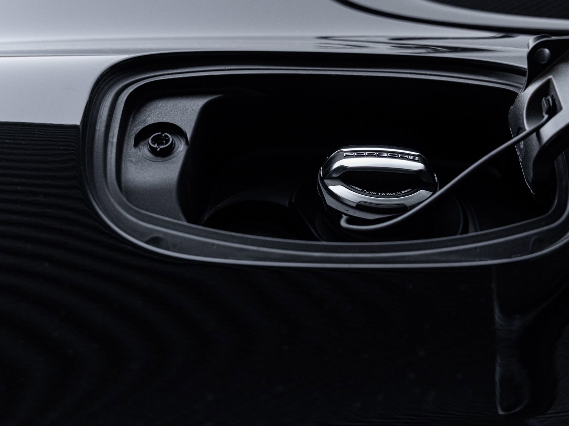 New 2026 Porsche Cayenne Coupe image 32