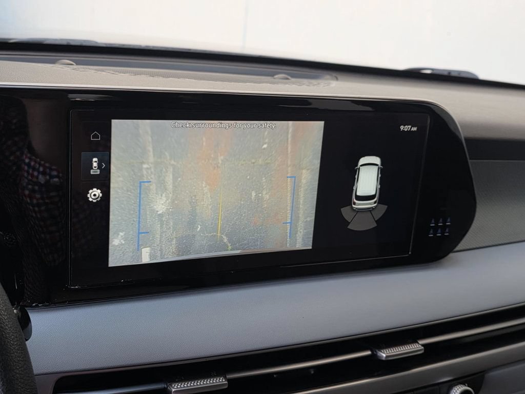 Used 2023 Hyundai Palisade SE FWD image 16