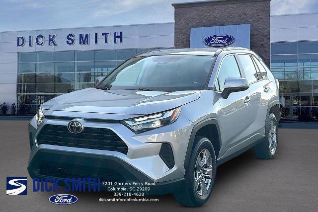 Used 2024 Toyota RAV4 XLE FWD image 1