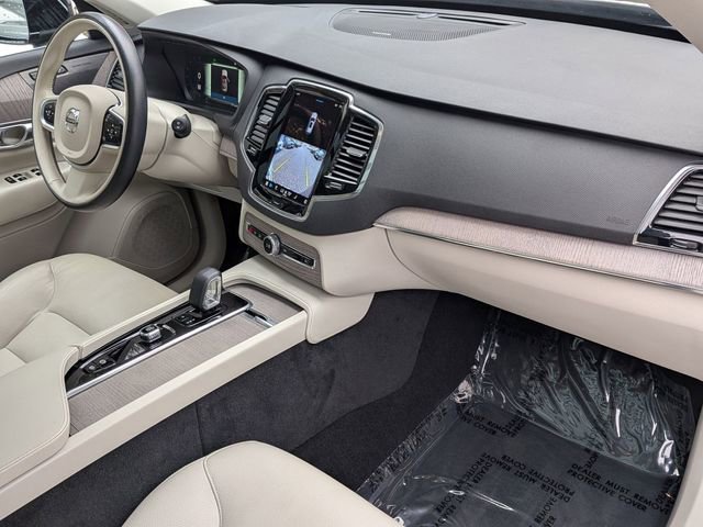 Certified 2023 Volvo XC90 B6 Plus w/ Protection Package Premier image 28
