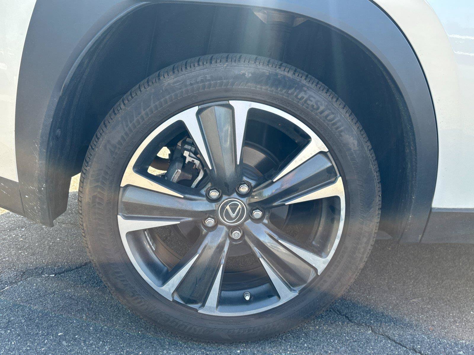 Used 2021 Lexus UX 200 w/ Premium Package FWD image 10