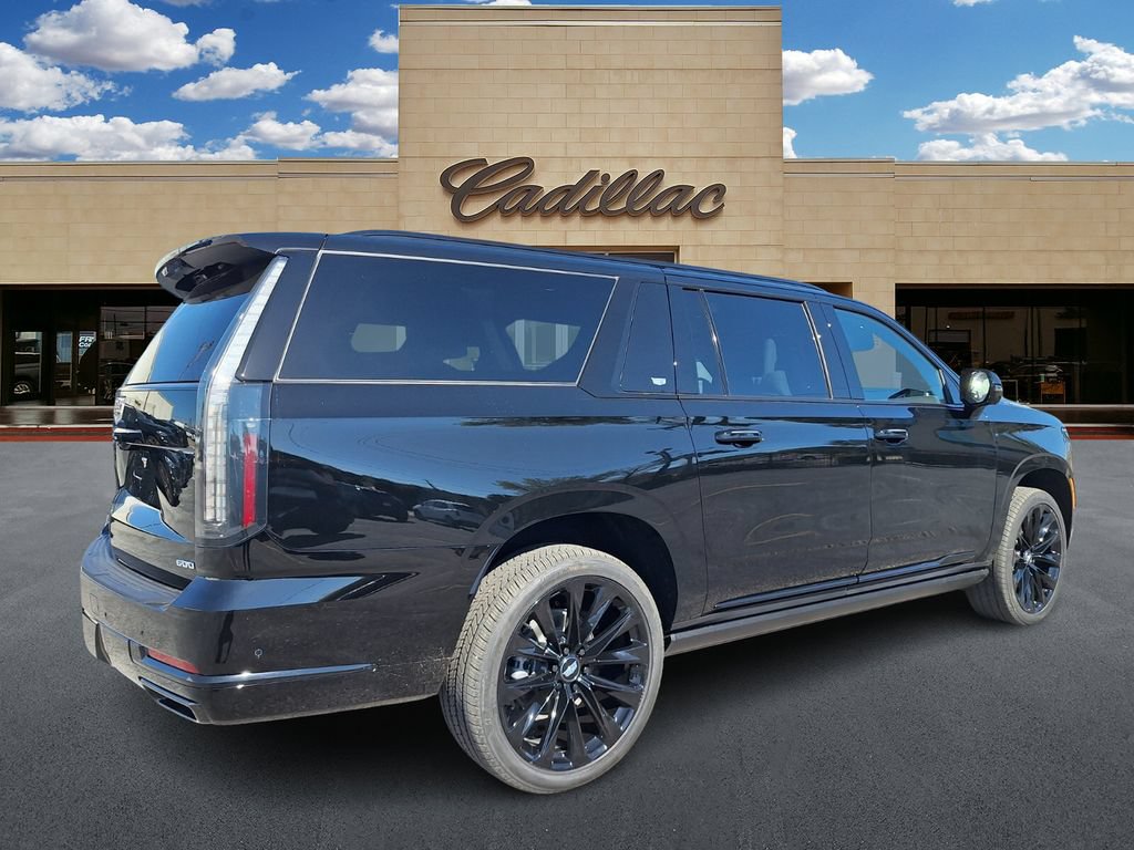 Used 2026 Cadillac Escalade ESV Platinum Sport w/ LPO, ONYX Package AWD/4WD image 3