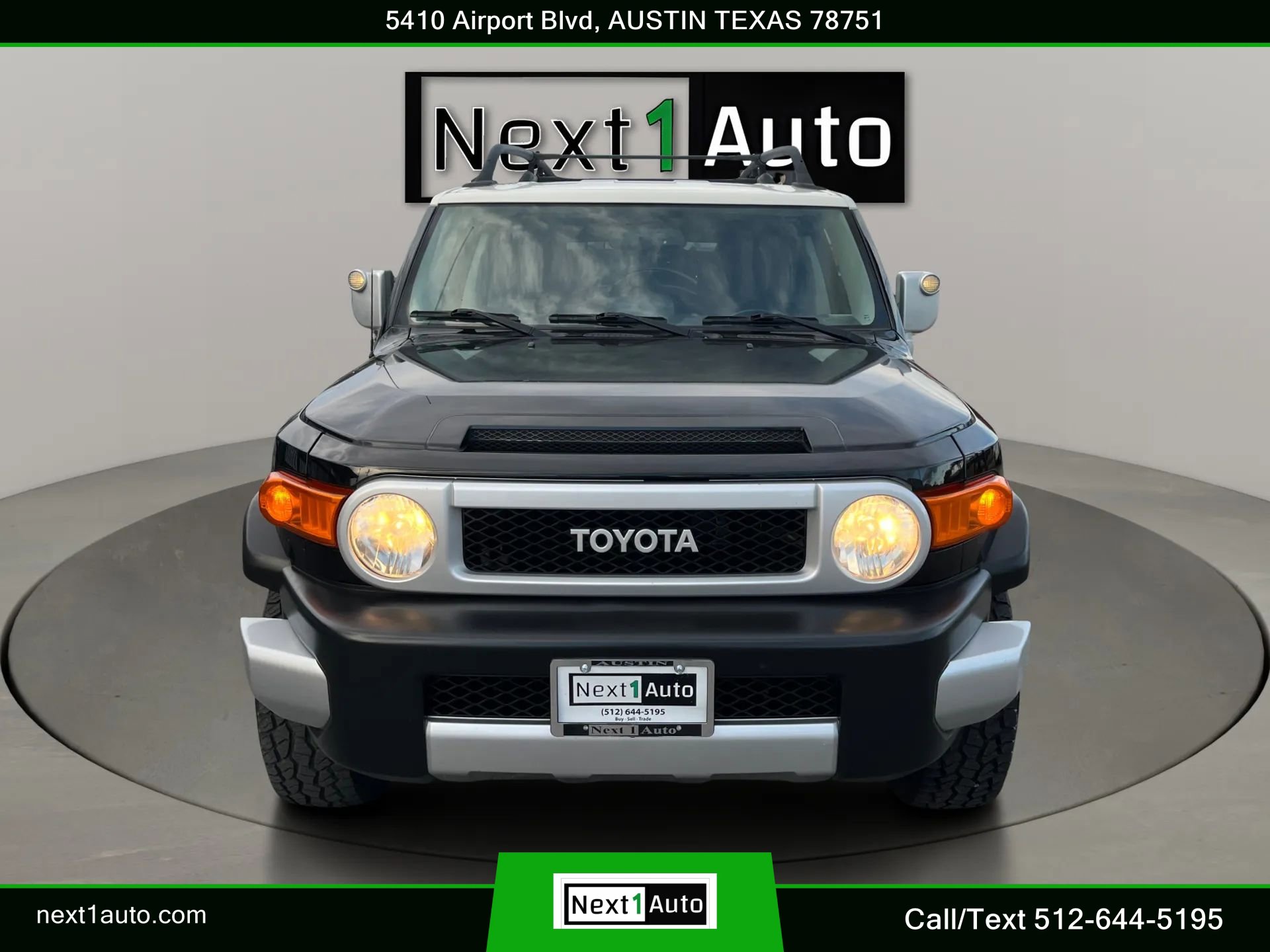Used 2012 Toyota FJ Cruiser 2WD w/ Upgrade Pkg image 8