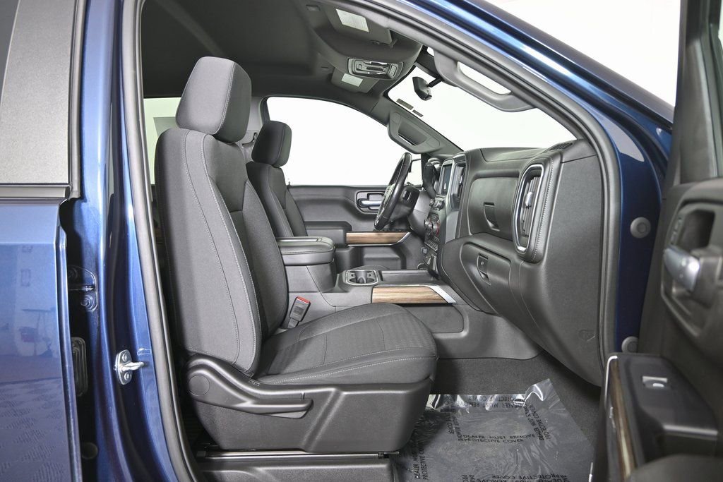 Used 2020 Chevrolet Silverado 1500 RST w/ All-Star Edition image 14