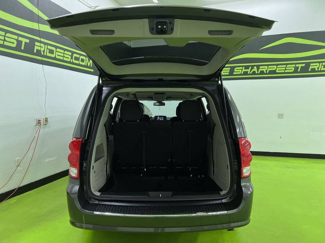 Used 2019 Dodge Grand Caravan SE FWD image 9