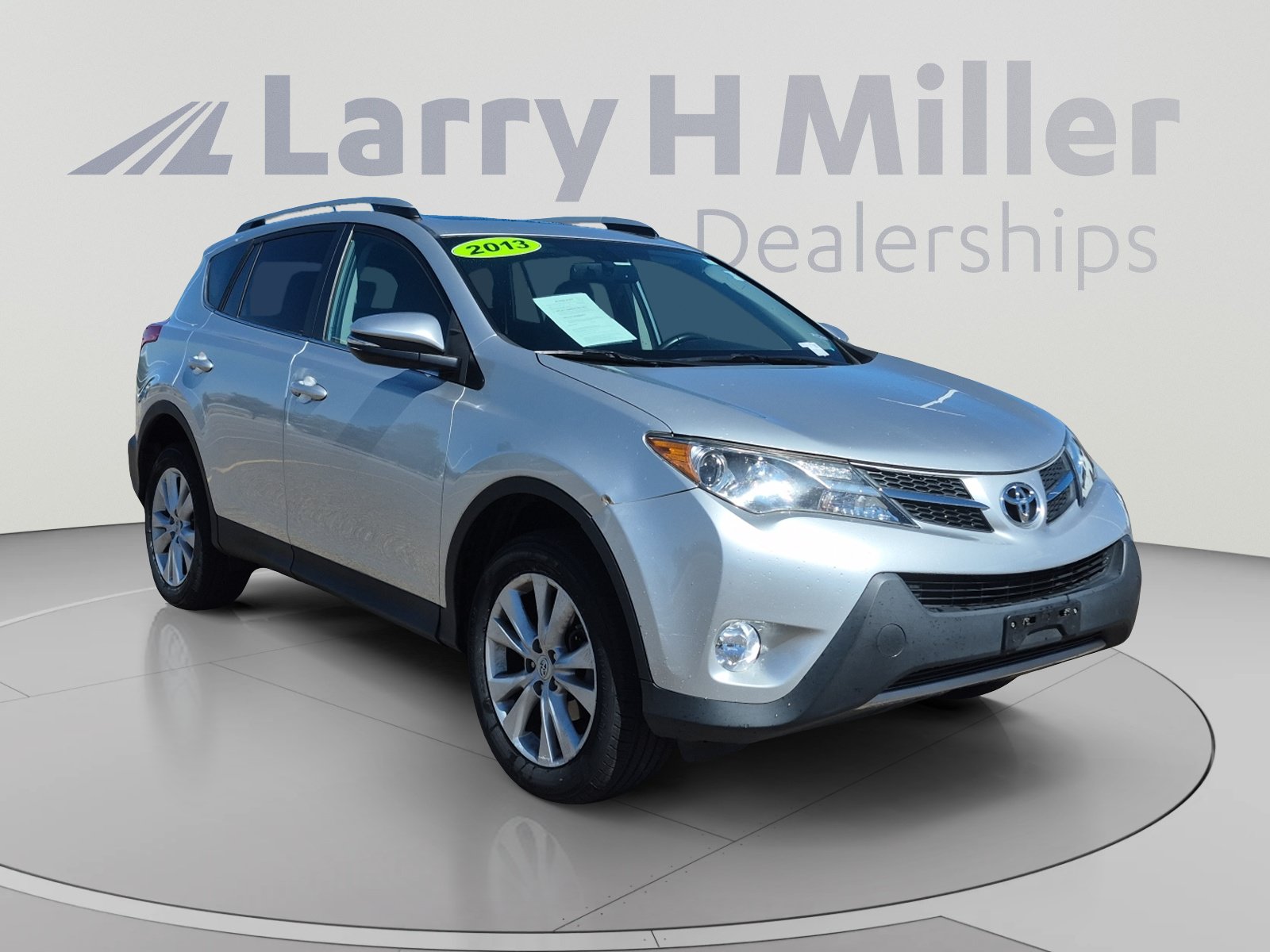 Used 2013 Toyota RAV4 Limited AWD/4WD image 7